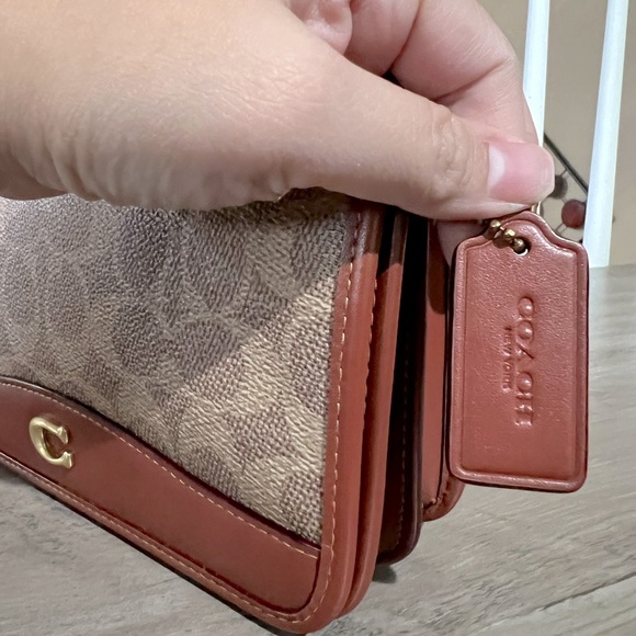 ❌SOLD❌Coach Brown Signature Canvas Bag - Picture 6 of 14